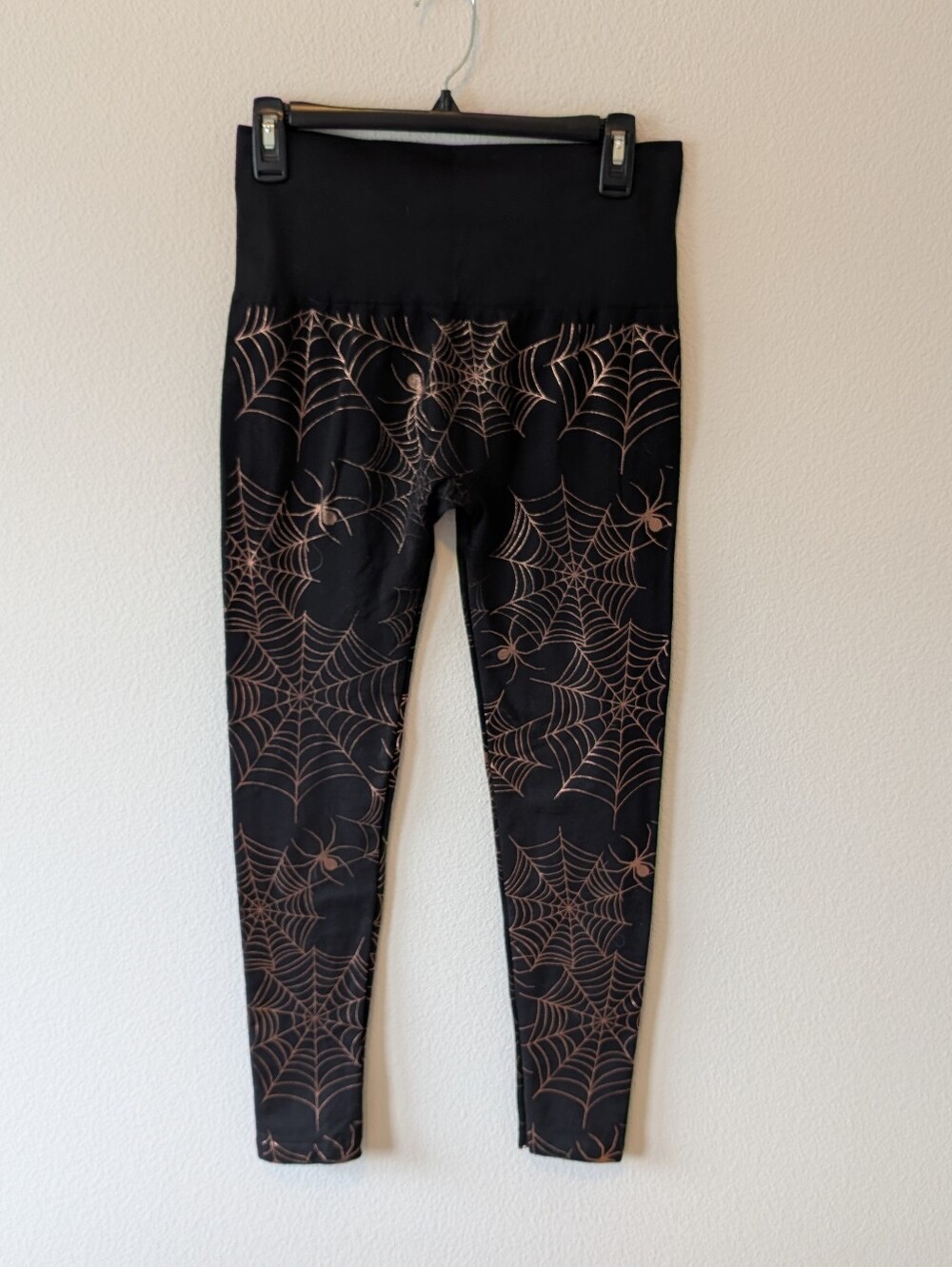 French Laundry Black Leggings with Orange Spiderweb Print SZ 1X